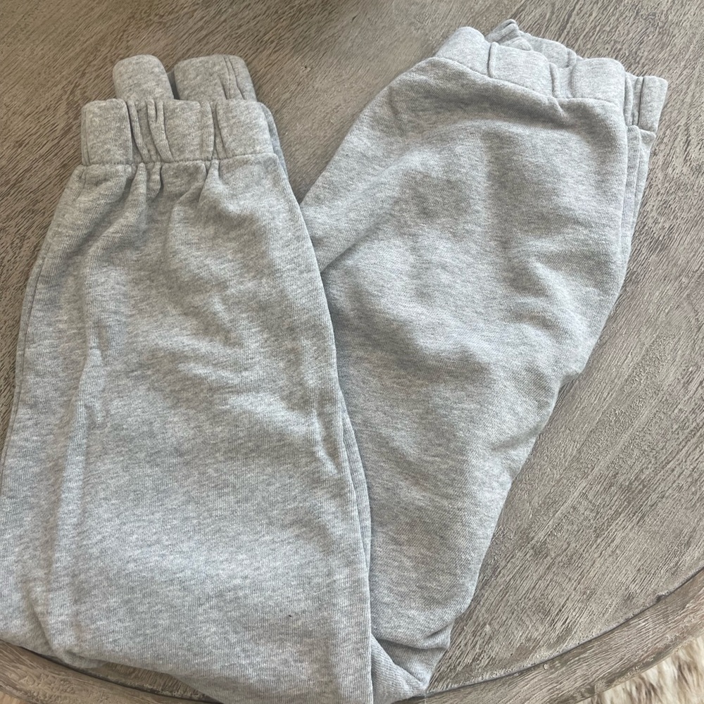 Brandy Melville sweatpants